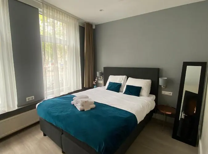 Nl District Leidseplein Szálloda 3*